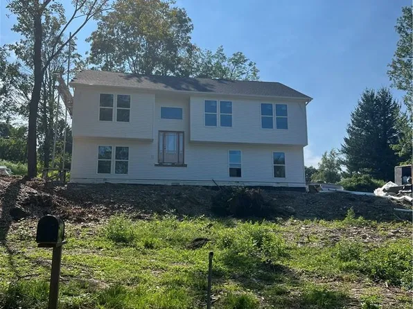 7 Cross Road, Marlboro, NY 12542