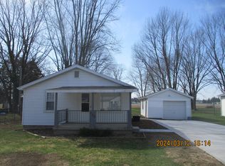 538 Della Rd, Columbus, IN 47203