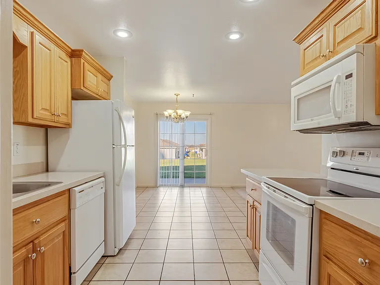 3410 Lehi Cir — Photo 15