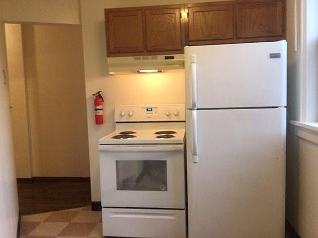 kitchen, new stove