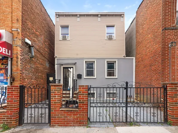 189 Buffalo Avenue image 1 of 19