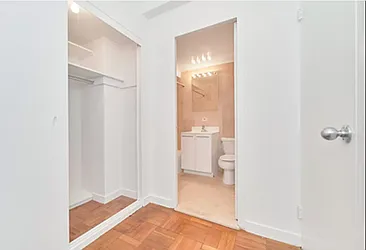 Rented by Living New York