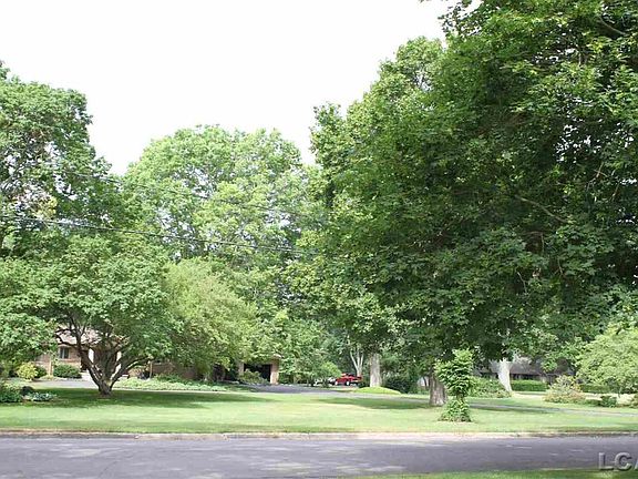 3rd image of 1008 Red Mill Dr