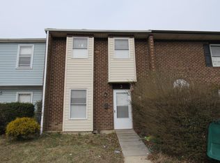 3 Kayak Ct, Newark, DE 19702