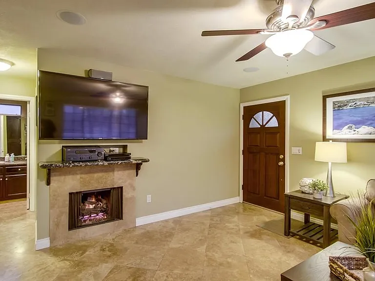 1753 Grand Ave #A — Photo 10
