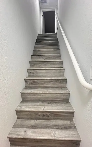 Stairs going to the bedrooms