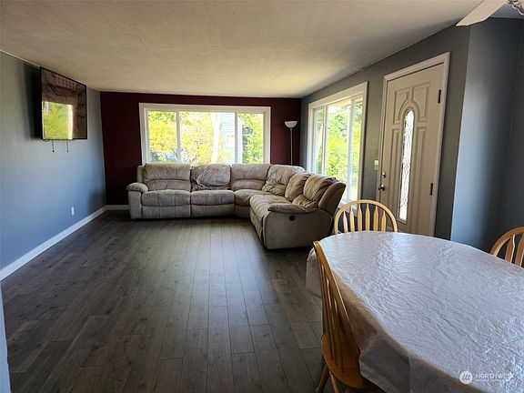 2nd image of 503 Bellevue Avenue