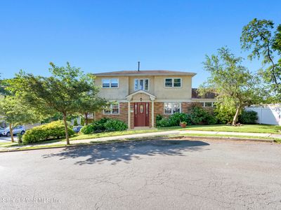 12 Saint Stephens Pl, Staten Island, NY, 10306