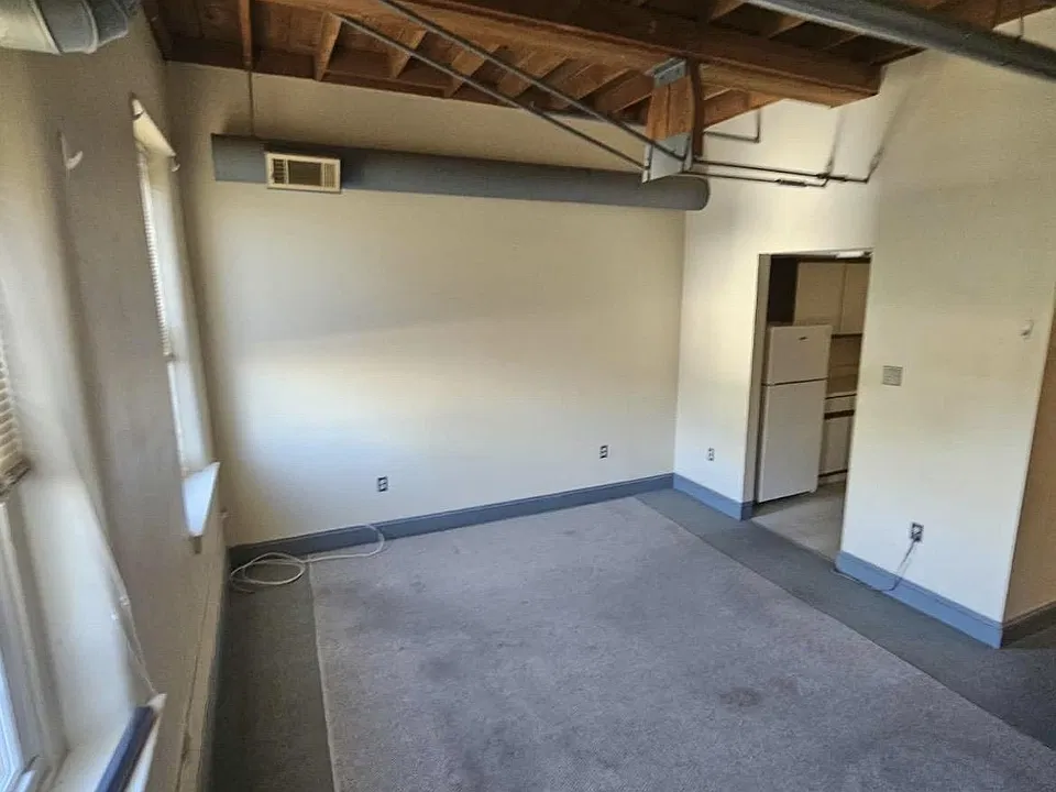 350 Main St #203