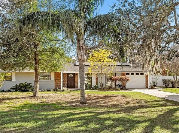 8701 Elmdale Pl, Tampa, FL 33637