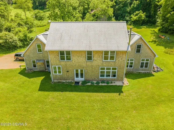 292 Quarry Dr, Bloomsburg, PA 17815