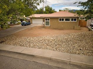6307 Mossman Pl NE, Albuquerque, NM 87110