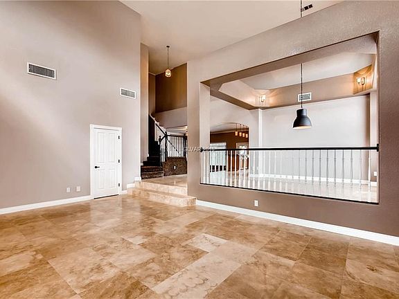 5th image of 8038 Lottie Ave