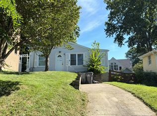 712 Jefferson St, Crescent Springs, KY 41017