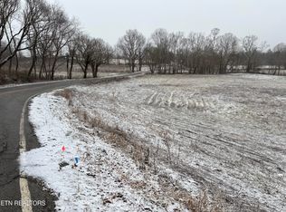 Old Highway 63, Speedwell, TN 37870