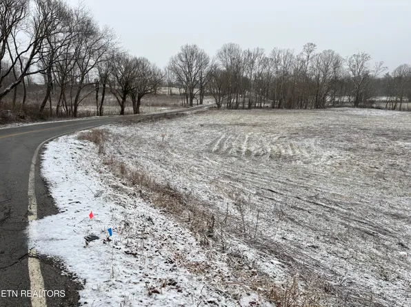 Old Highway 63, Speedwell, TN 37870