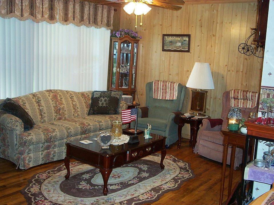 2nd image of 69 Artist Lake Dr