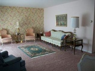 1653 Greenway Rd SE #1-202, North Canton, OH 44709
