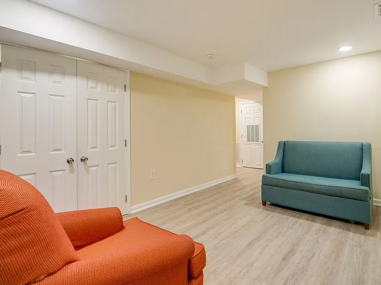 Building's Lounge