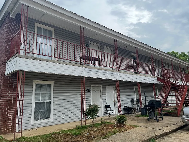 1257 Louisville St #80 — Photo 3
