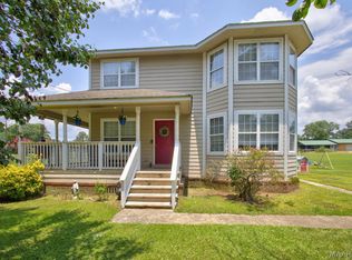 427 Lewis Rd, Deatsville, AL 36022