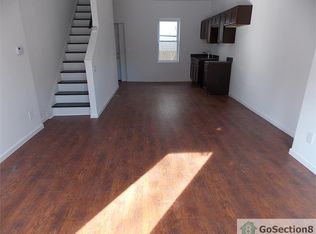 3727 Aspen St, Philadelphia, PA 19104