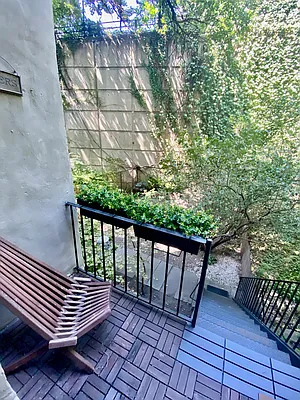 Rented by CMV Realty Inc. | media 18