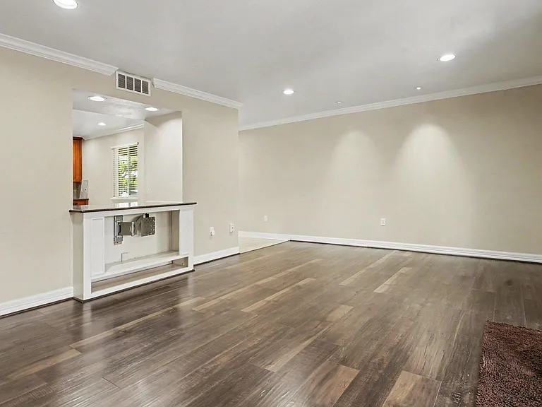 16506 Diana Ln — Photo 4