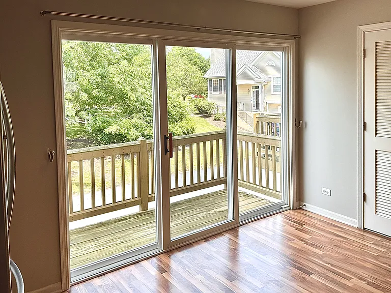 1634 Windward Dr — Photo 2