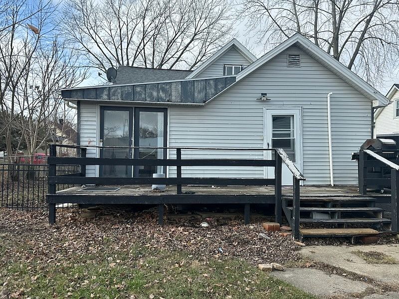 2nd image of 308 S Western Ave