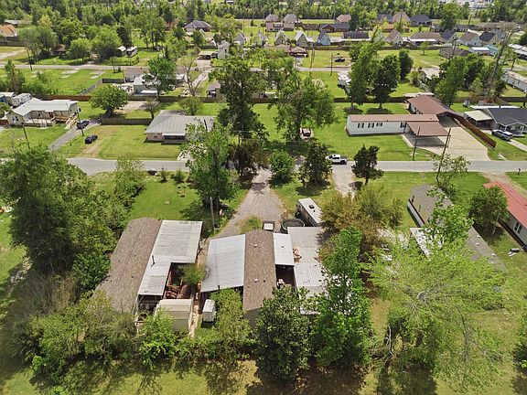 4th image of 2137 Cedar Ln