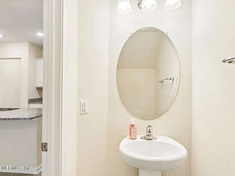 593 Coastline Way — Photo 17