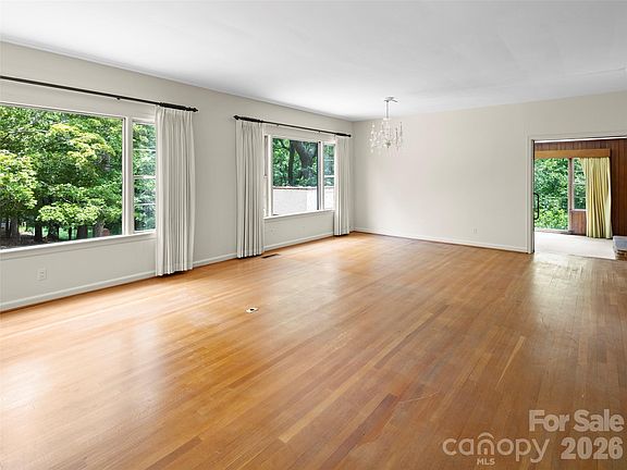 5th image of 5 Normandy Rd