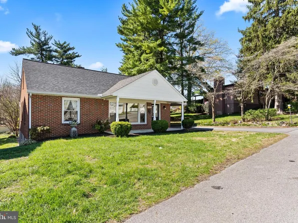 17521 Gay St, Hagerstown, MD 21740