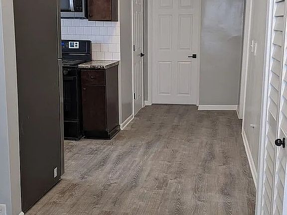 4th image of 2507 N Lotus Ave APT 2