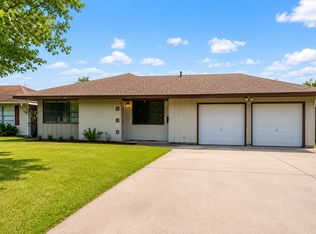 4811 Kent Ave, Groves, TX 77619
