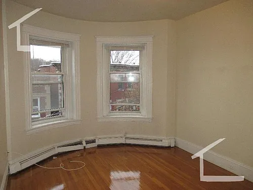 190 Winthrop Rd #32 Photo 1