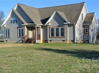 155 Gunns Rd, Ellenboro, NC 28040