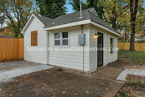 3354 Douglass Ave Photo 1