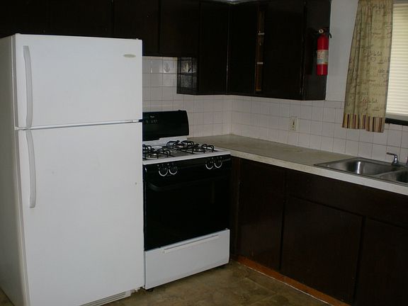 2nd image of 1548 & 1550 White Ave