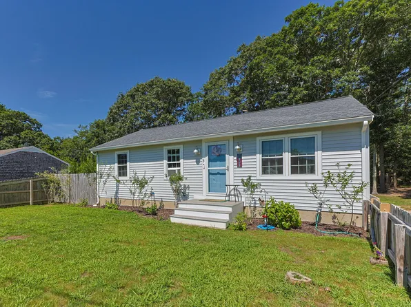 19 Leonard Drive, East Falmouth, MA 02536