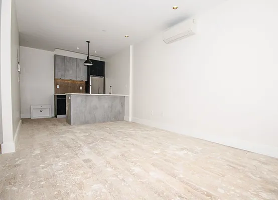 Rented by Nooklyn NYC LLC | media 1