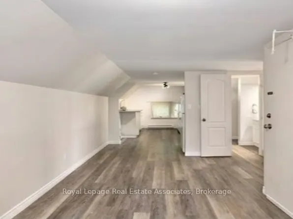 1114 4th Ave E #3, Owen Sound, ON N4K 2P4