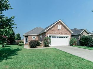 540 Manchester Ln, Byron, GA 31008