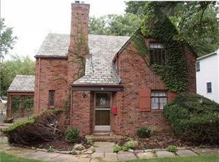 16 E Bruceton Rd, Pittsburgh, PA 15236