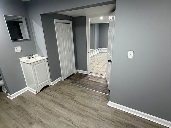 2nd image of 571 Newton Ave #5