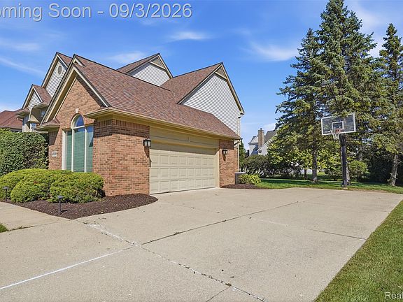 4th image of 48098 Covington Ct