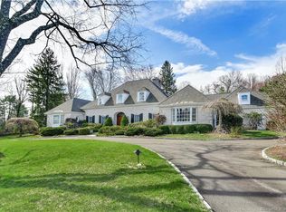 95 Bennington Pl, New Canaan, CT 06840