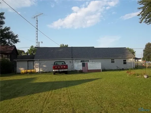 3216 W State Route 20, Lindsey, OH 43442