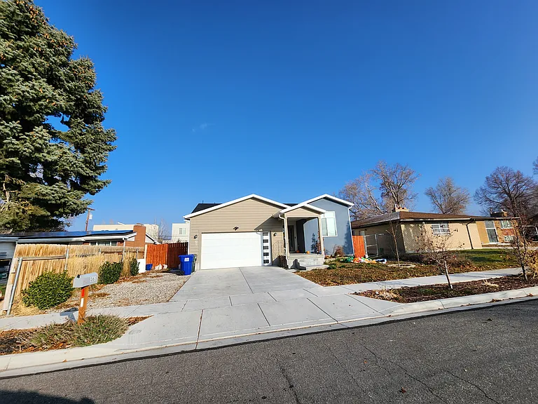361 E Baird Cir — Photo 20